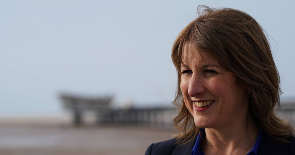 0_Chancellor-Of-The-Exchequer-Announces-Government-Backing-For-Southport-Pier-Restoration.jpg
