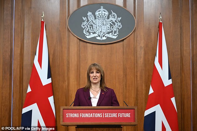 103798237-0-Fears_are_growing_that_Rachel_Reeves_will_announce_a_further_tax-a-1_1763056777657.jpg