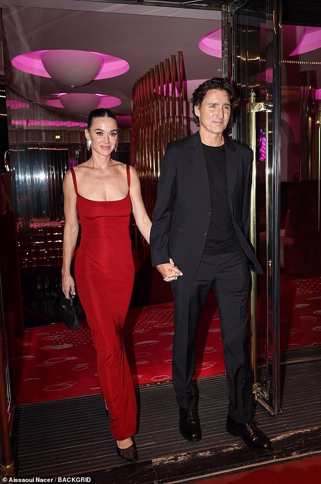 104068701-15312053-Katy_Perry_s_whirlwind_romance_with_Justin_Trudeau_appears_to_be-a-126_1763700114.avif
