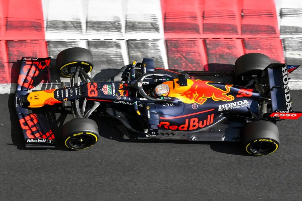 1763620984_max-verstappen-red-bull-racing.jpg