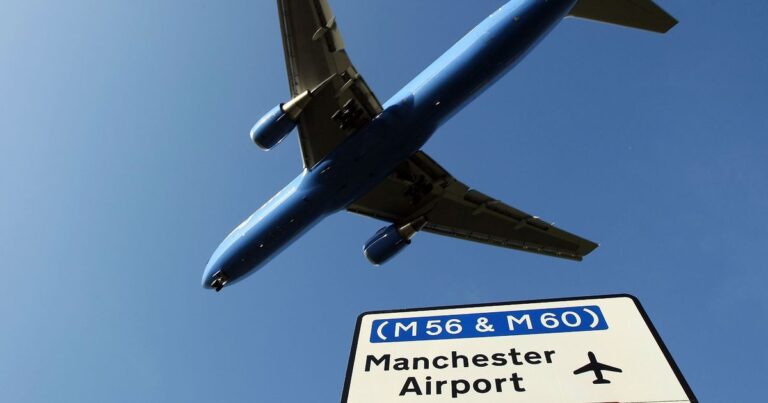 1_Baggage-Handlers-Face-Job-Losses-At-Manchester-Airport.jpg