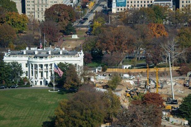 2_Construction-Continues-On-East-Side-Of-White-House-Complex.jpg