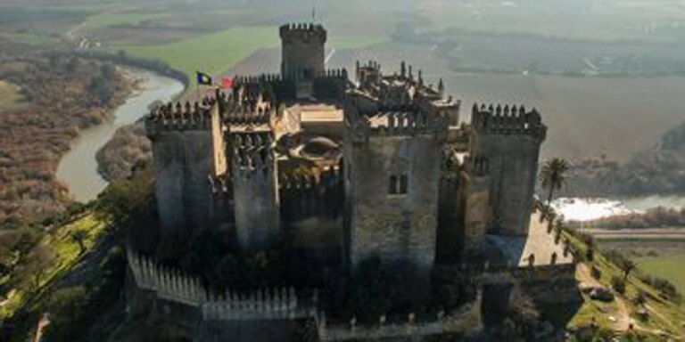 Castillo-de-Almodovar-1-400x284-U40372206468AGu-1024x512@diario_abc.jpg