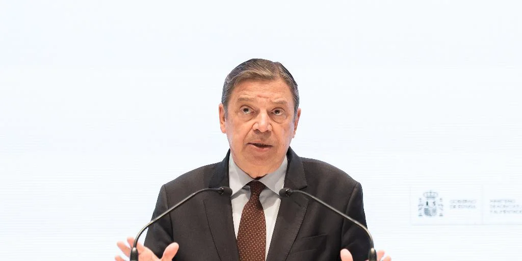 EuropaPress_7135194_ministro_agricultura_pesca_alimentacion_luis_planas_ofrece_rueda_prensa-U0774654.webp
