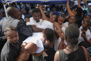 Haiti_Extreme_Weather_Funeral_85634.jpg