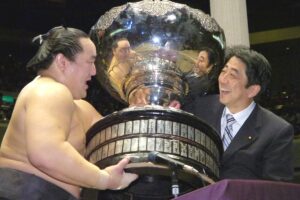 Japan_Sumo_Takaichi_Explainer_15726.jpg