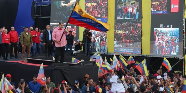 Maduro-U76844302528VQk-1024x512@diario_abc.jpg
