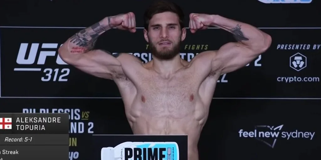 aleksandre-topuria-ufc_20251117105503-U23827088564baE-1024x512@diario_abc.jpg