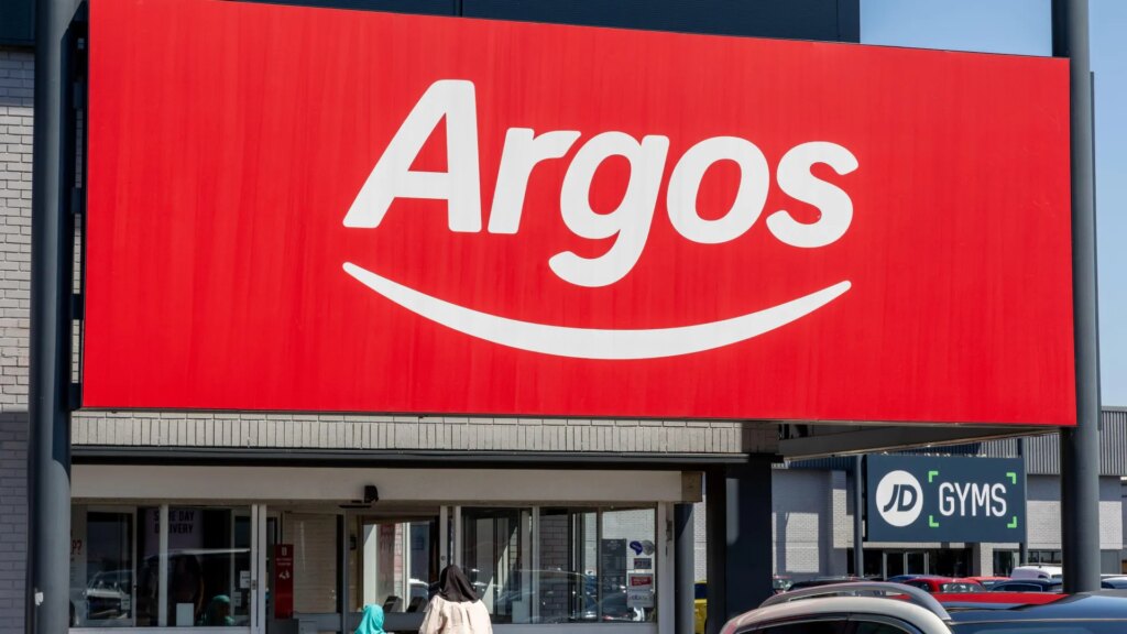 argos-store-entrance-1033309376_dbcb72.jpg