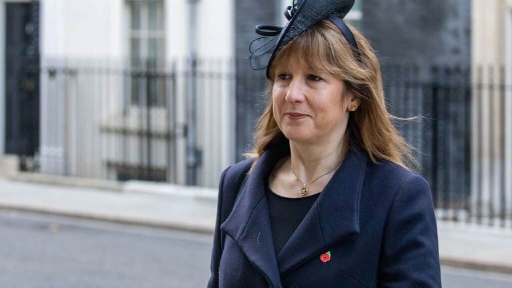 chancellor-rachel-reeves-leaves-downing-1037619990.jpg