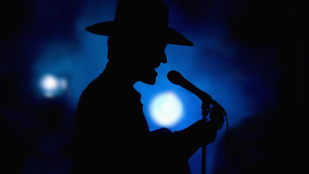 country-singer-stage-1040845841.jpg