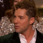 david-bisbal-en-el-plato-de-la-voz-kids-junto-a-todos-sus-finalistas.png