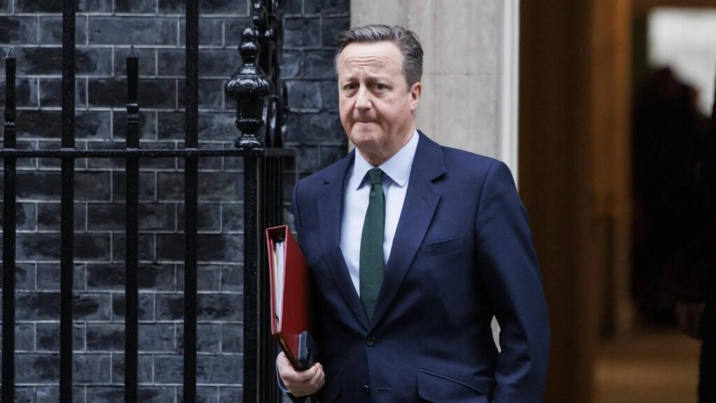 el-ministro-de-exteriores-britanico-david-cameron.r_d.2081-445.jpeg