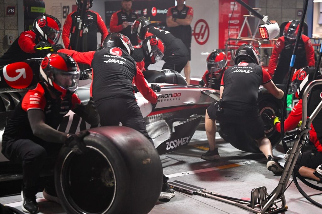 haas-f1-team-perform-for-pract.jpg