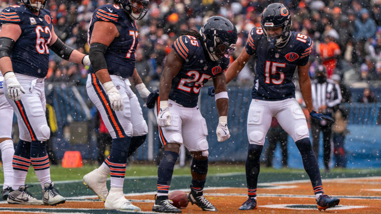 kyle-monangai-dandre-swift-bears-mailbag.jpg