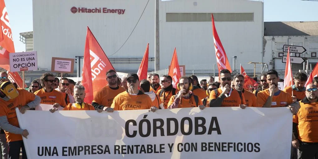 protesta-hitachi-cordoba-k5cB-1024x512@diario_abc.jpg