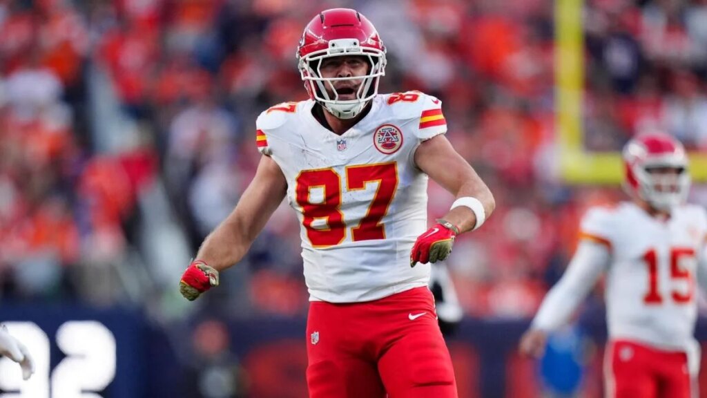 travis-kelce-kansas-city-chiefs-imagn-images.jpg