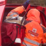 0_A-Royal-Mail-postal-worker-preparers-to-deliver-the-mail-at.jpg