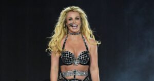 0_Britney-Spears-Piece-Of-Me-Summer-Tour-London.jpg