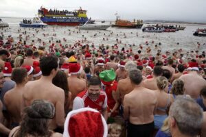 0_Exmouth-Christmas-day-swim.jpg