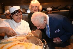 0_King-Charles-III-And-Queen-Camilla-Meet-London-Communities.jpg