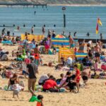 0_Large-numbers-of-people-on-Bournemouth-beach-and-promenade.jpg