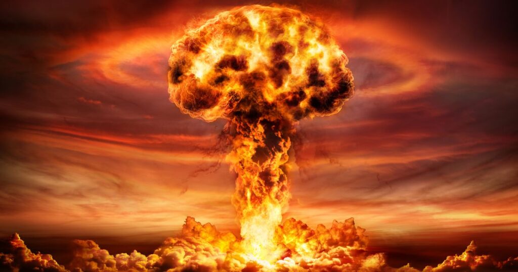 0_Nuclear-Bomb-Explosion-Mushroom-Cloud.jpg