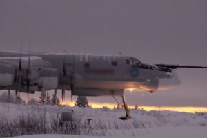 0_PAY-Tu-95MS-threaten-Britain-3-east2west-news.jpg