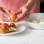 0_Peeling-eggs.jpg