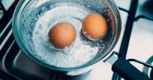 0_Saucepan-stainless-steel-with-boiling-eggs-breakfast-in-a-water-on-a-gas-stove.jpg