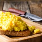 0_Scrambled-eggs-on-two-pieces-of-toast.jpg