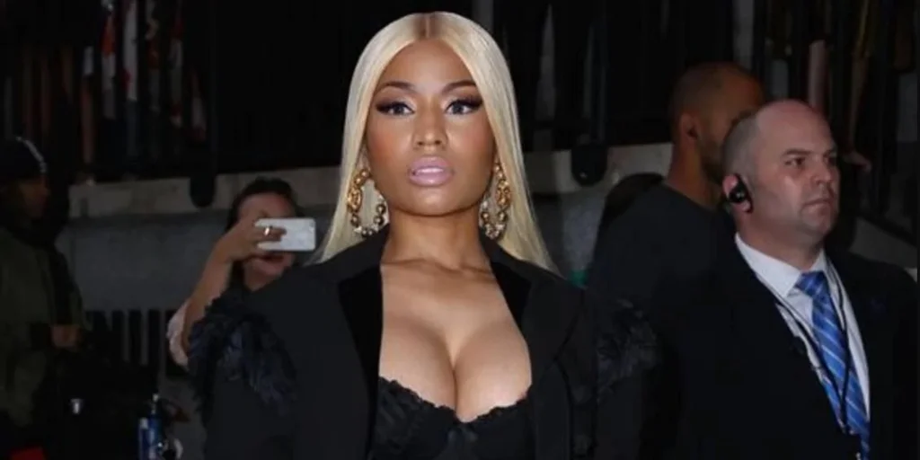 1-minaj-U04072202418Aqv-1024x512@diario_abc.jpg