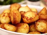 104447663-0-Roast_potatoes_are_consistently_voted_the_most_popular_element_o-a-4_1765470687208.jpg