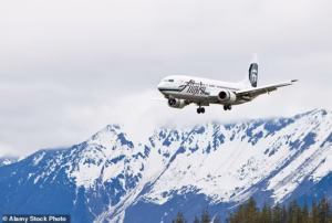 104833071-15393661-During_an_Alaska_Airlines_flight_between_Dead_Horse_and_Anchorag-a-19_17660373541.avif