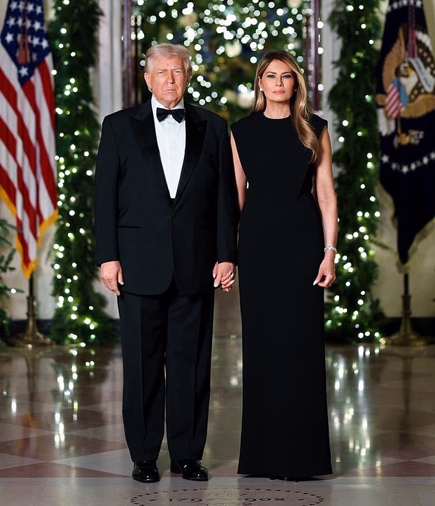 104978967-15409837-President_Donald_Trump_and_First_Lady_Melania_have_released_thei-m-45_17665126135.avif