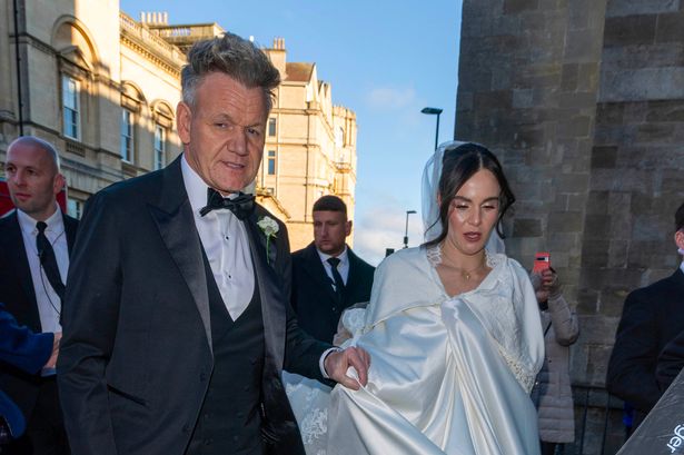 1_Holly-Ramsey-arrives-to-her-wedding-at-bath-abbey-with-father-gordon.jpg