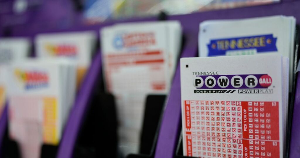 1_Powerball-Jackpot-25351801833633.jpg