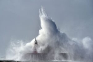 1_Storm-Brian-brings-windy-weather-to-the-UK.jpg