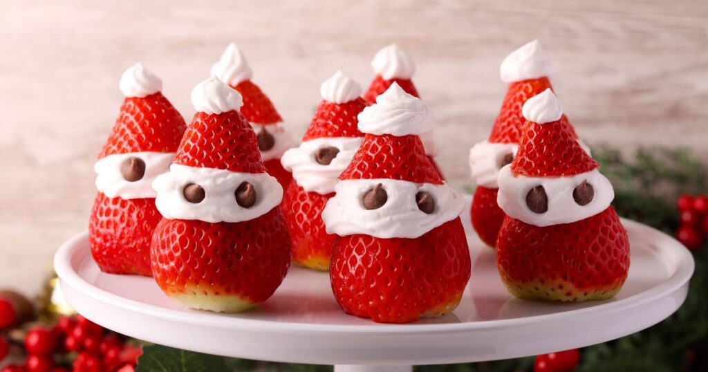 1_Strawberry-and-cream-Santa.jpg