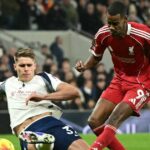2_TOPSHOT-FBL-ENG-PR-TOTTENHAM-LIVERPOOL.jpg