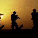 2_TOPSHOT-IRAN-BRITAIN-IRAQ-ROYAL-MARINES.jpg
