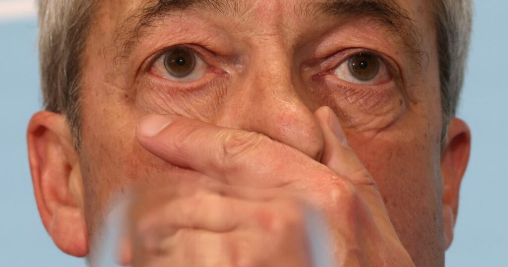 3_Reform-UK-Leader-Nigel-Farage-Holds-Post-Budget-Press-Conference.jpg