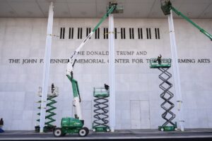 APTOPIX_Trump_Kennedy_Center_89721.jpg