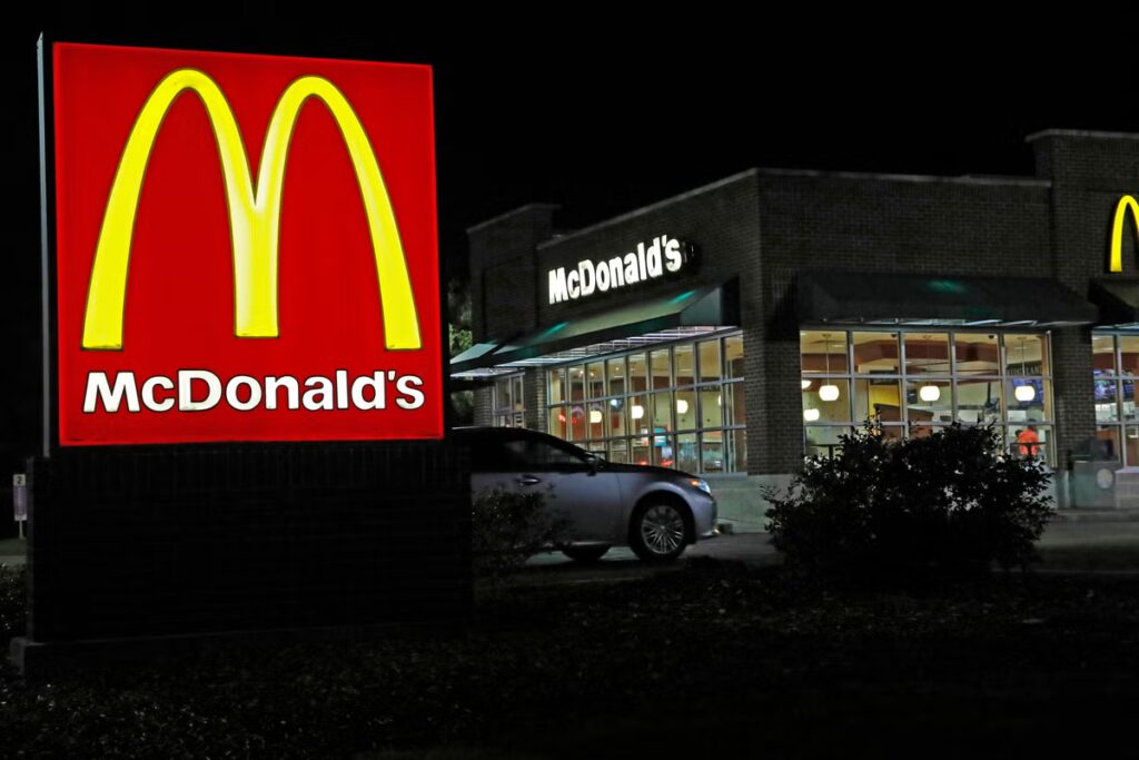 McDonald27s-AI_DriveThru_21266.jpg