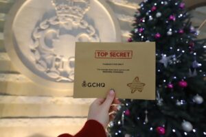 Top-Secret-Envelope-Christmas-Challenge_1.jpeg