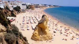 albufeira-beach-algarve-portgal-1044518899.jpg