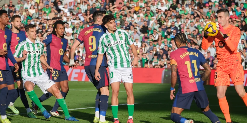 betis-barcelona-serrano-U52835065172jgP-1024x512@diario_abc.jpg