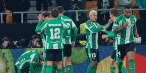 betis-utrecht-gomez-U52111621131WbB-1024x512@diario_abc.jpg