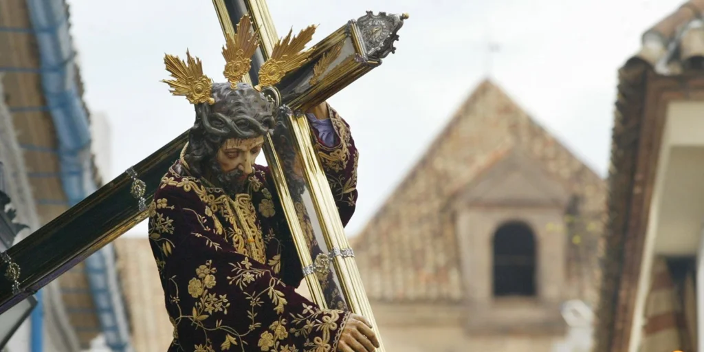 cambio-jesus-nazareno-U70008426838Eob-1024x512@diario_abc.jpg