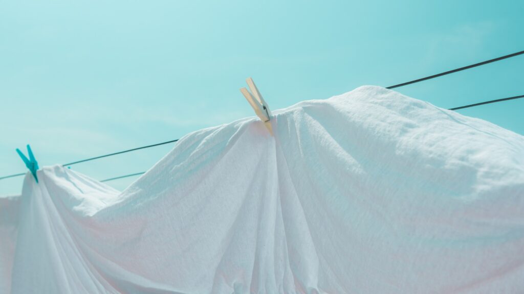 drying-bed-sheets-outdoor-hot-1048299030.jpg